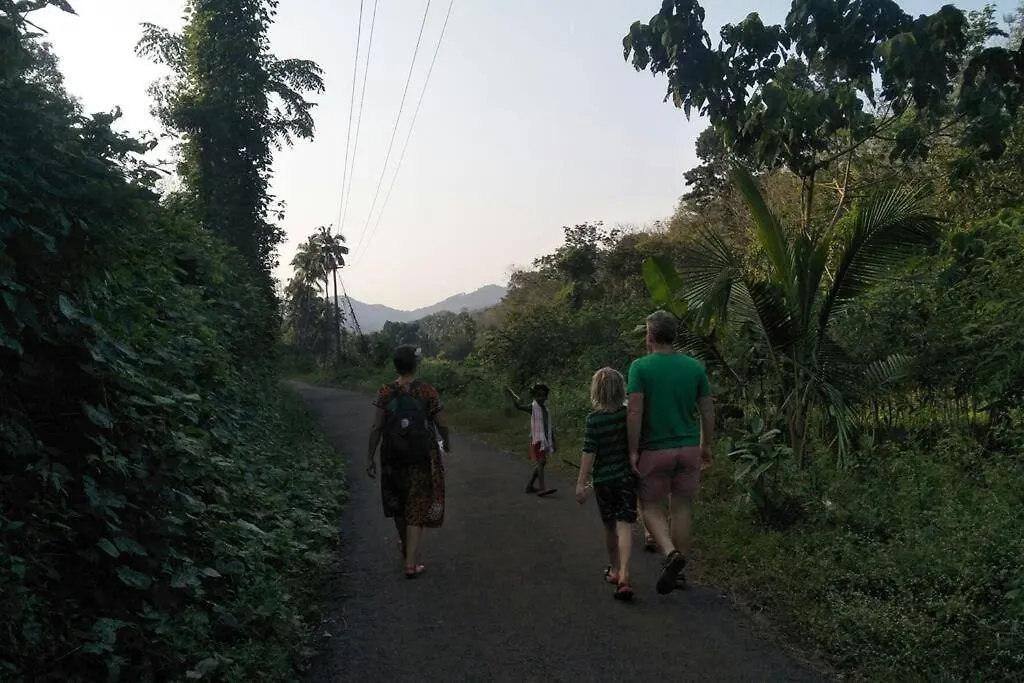 Holiday home 2Bhk River Side Cottage 11Km Way From Ranipuram Kallar